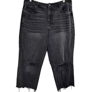 American Eagle Women Distressed Raw Hem High Rise Cropped Mom Straight Jeans 18